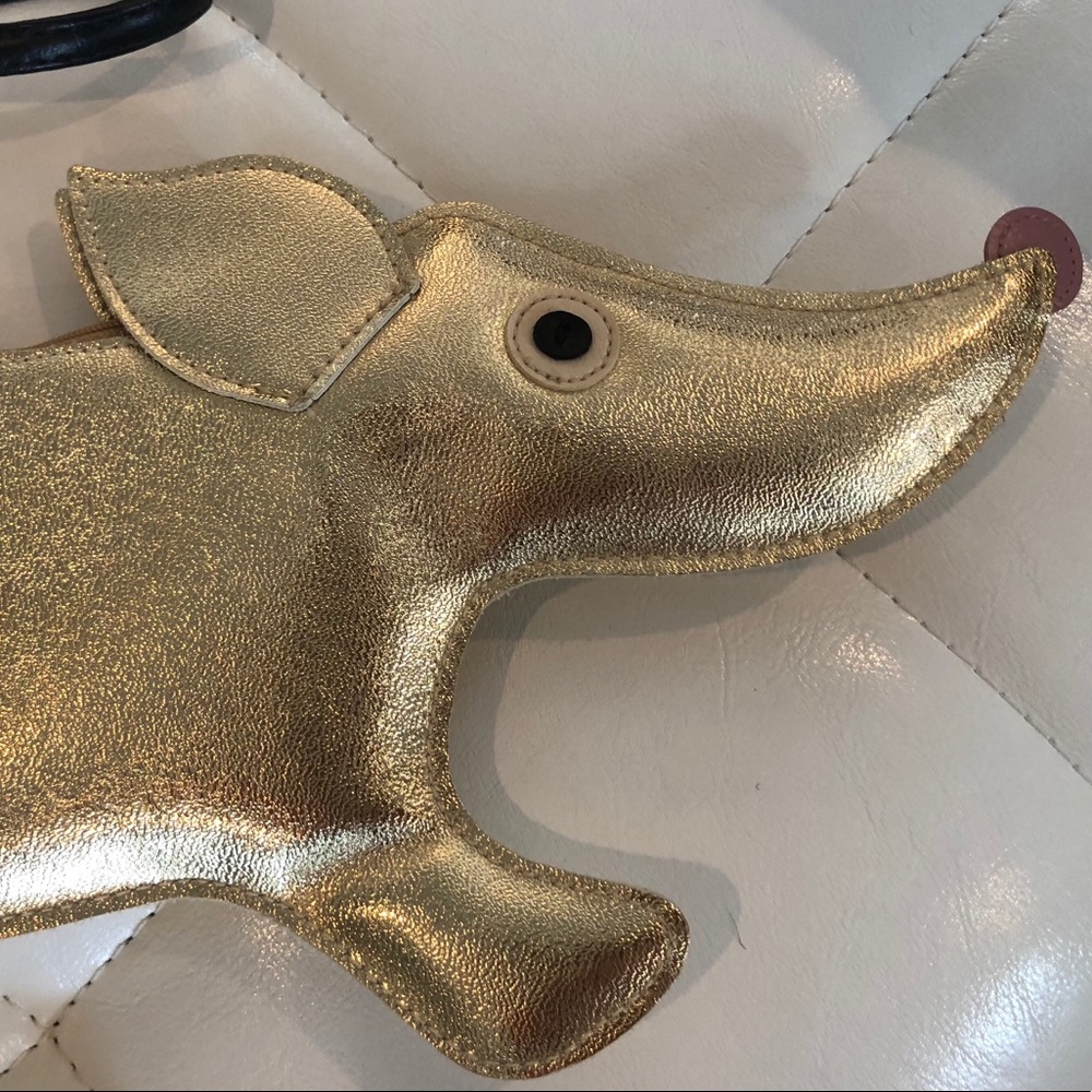 Dog clutch-Because who doesn’t need a dog clutch?